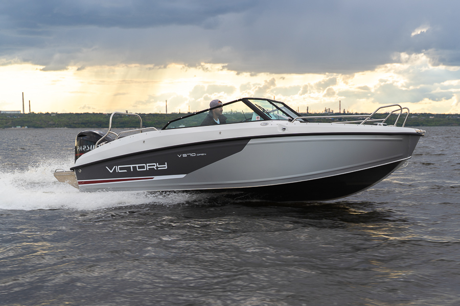 Victory 570 Open