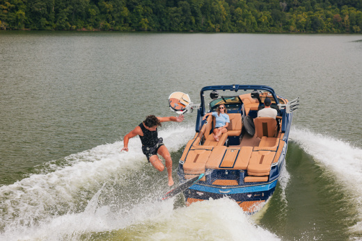 MasterCraft XT 23