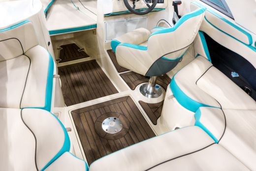 КАТЕР ENIGMA 590 HT (БИРЮЗОВЫЙ) С МОТОРОМ YAMAHA 150
