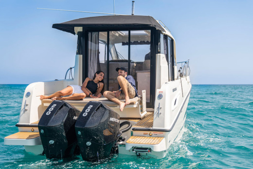 QUICKSILVER ACTIV 905 WEEKEND