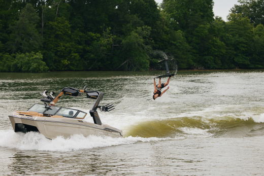 MasterCraft XSTAR 23